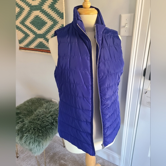 Michael Kors Jackets & Blazers - Michael Kors puffer vest women's size medium